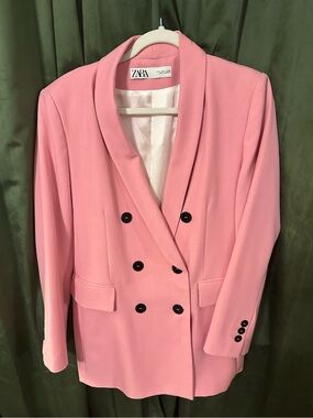 Zara Double-Breasted Light Pink Blazer with Black Buttons